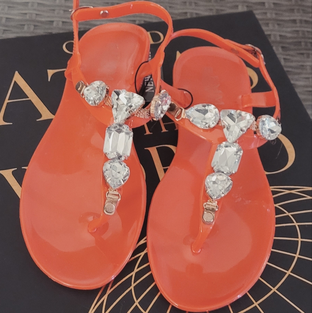 👑 Emma New York- Embellised Coral Jelly Sandal